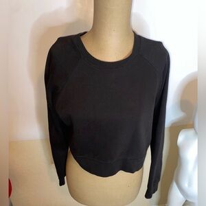 Women’s Forever 21 crop sweater